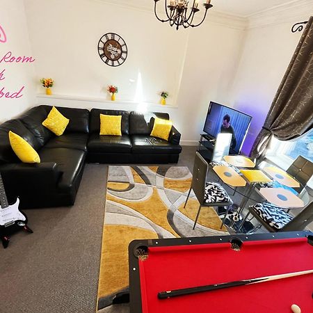2 Bedrooms Entire Apartment Self Check In Kelty Εξωτερικό φωτογραφία
