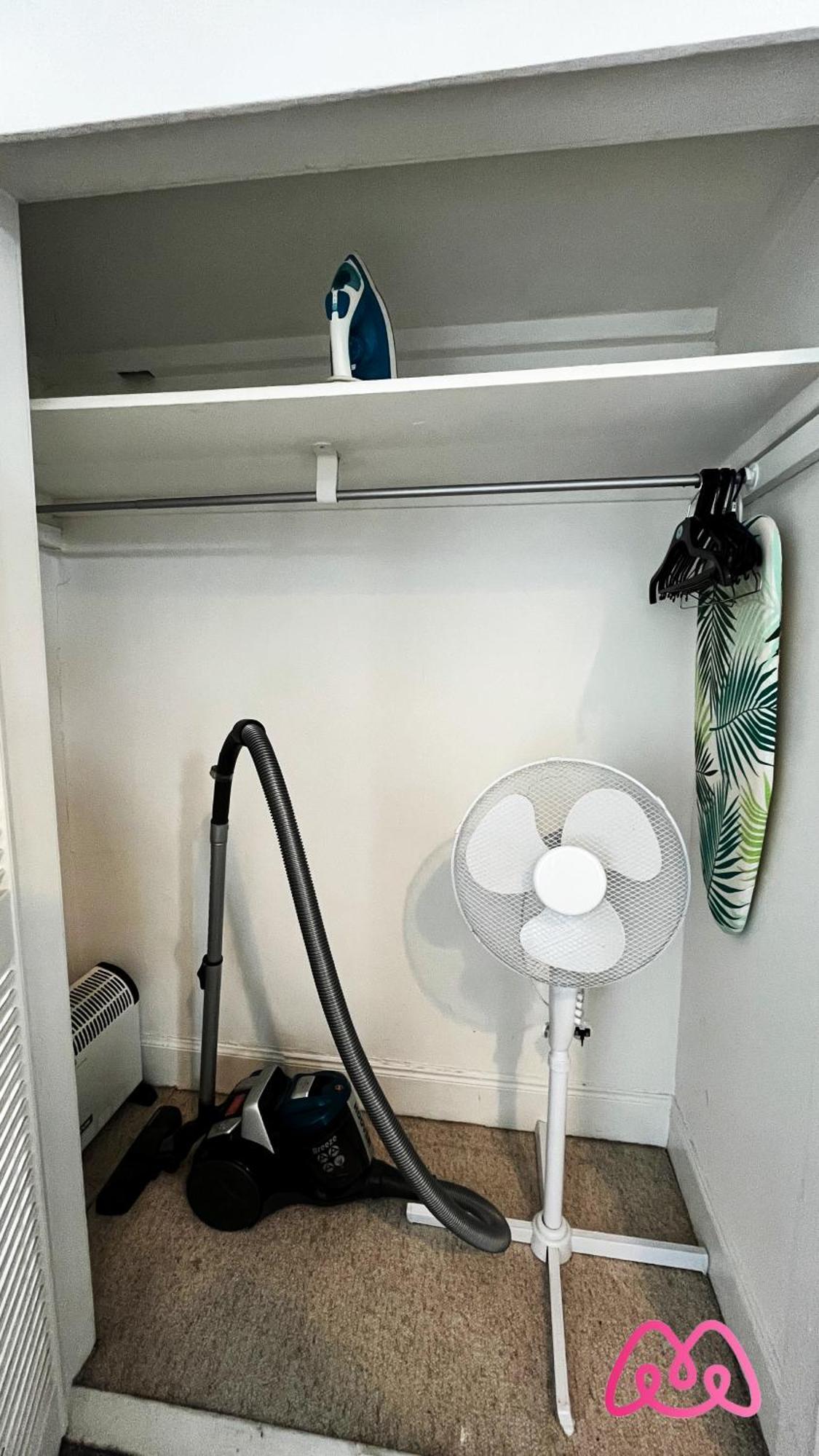 2 Bedrooms Entire Apartment Self Check In Kelty Εξωτερικό φωτογραφία